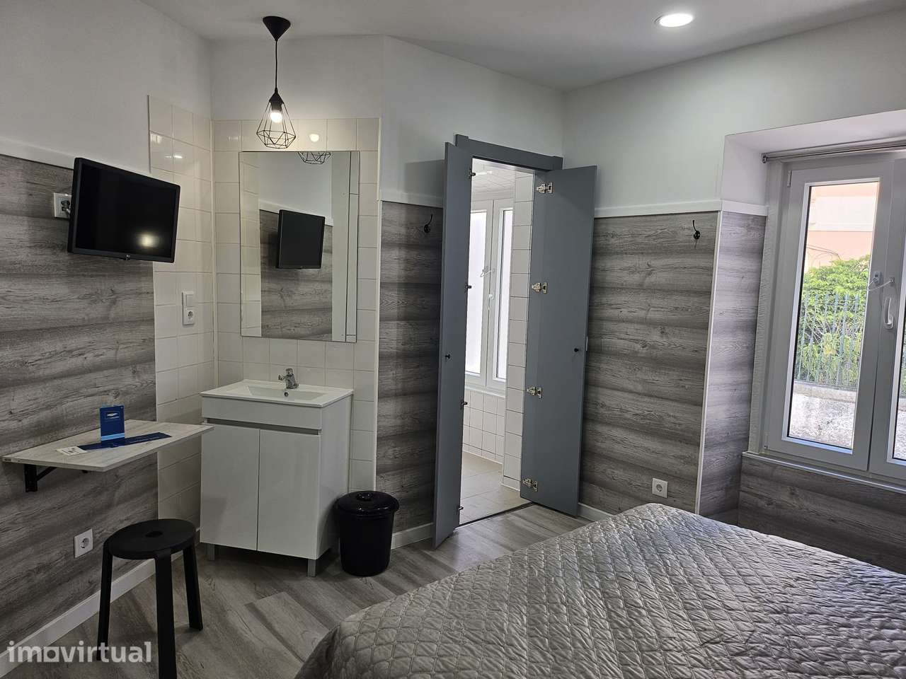 QUARTO COM W.C. PRIVATIVO - Grande imagem: 2/42