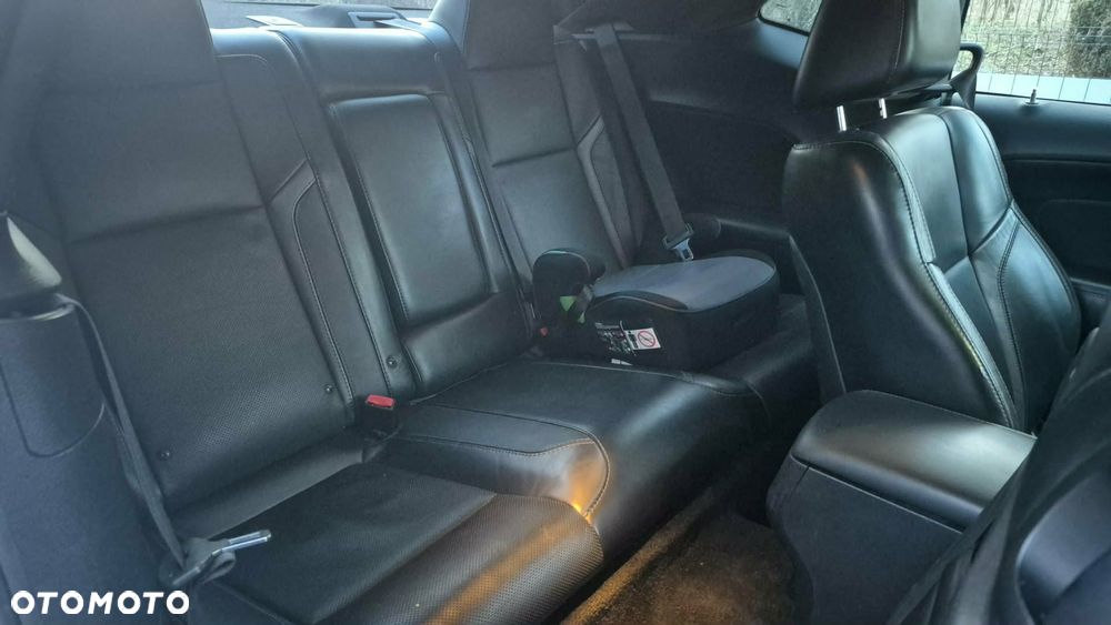 Dodge Challenger - 7