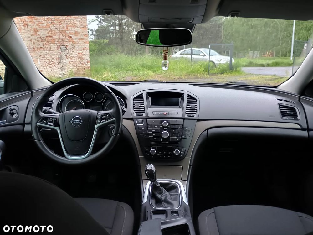 Opel Insignia 2.0 CDTI - 13