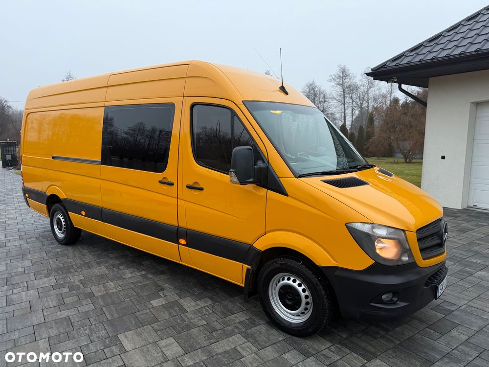 Mercedes-Benz Sprinter - 1