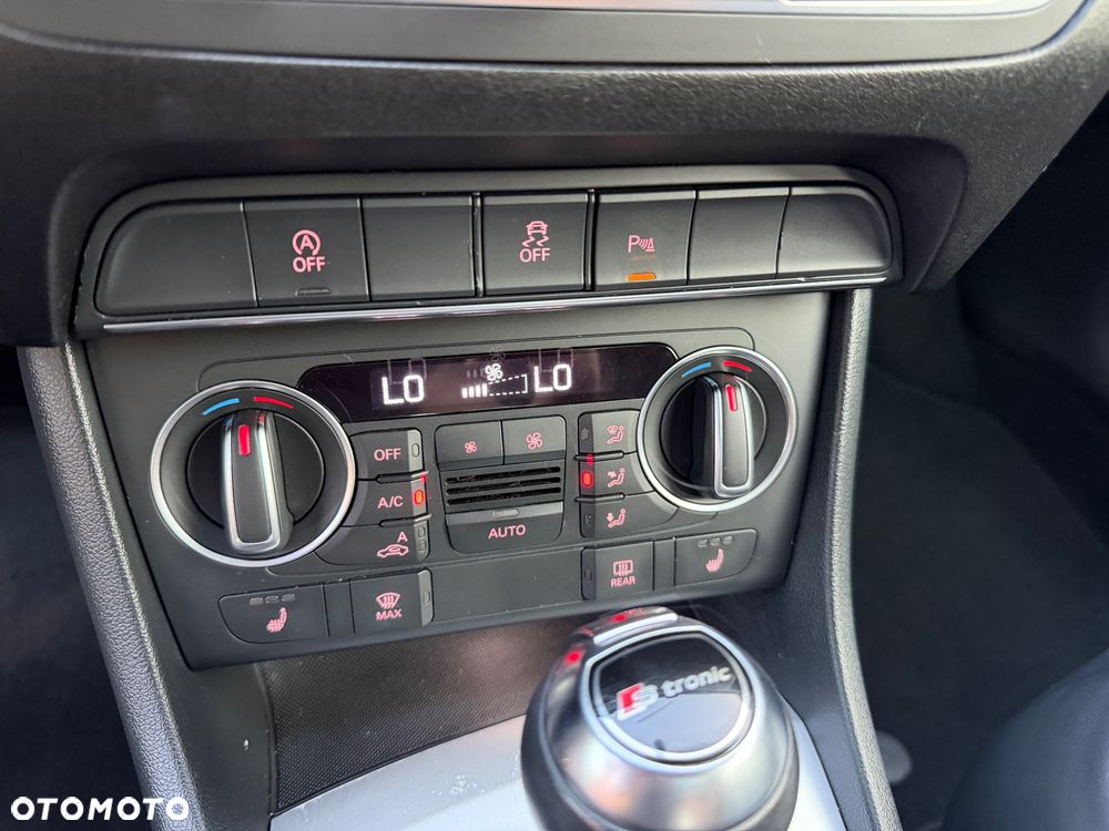 Audi Q3 2.0 TDI S tronic design - 22