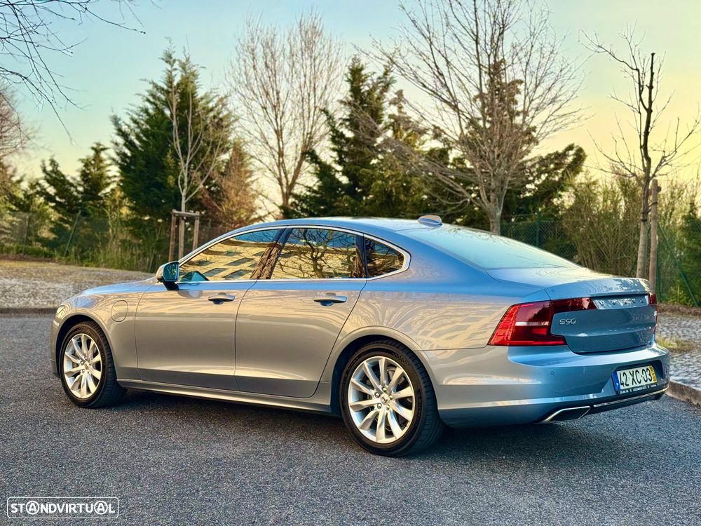 Volvo S90 2.0 T8 Momentum Plus AWD Geartronic - 3