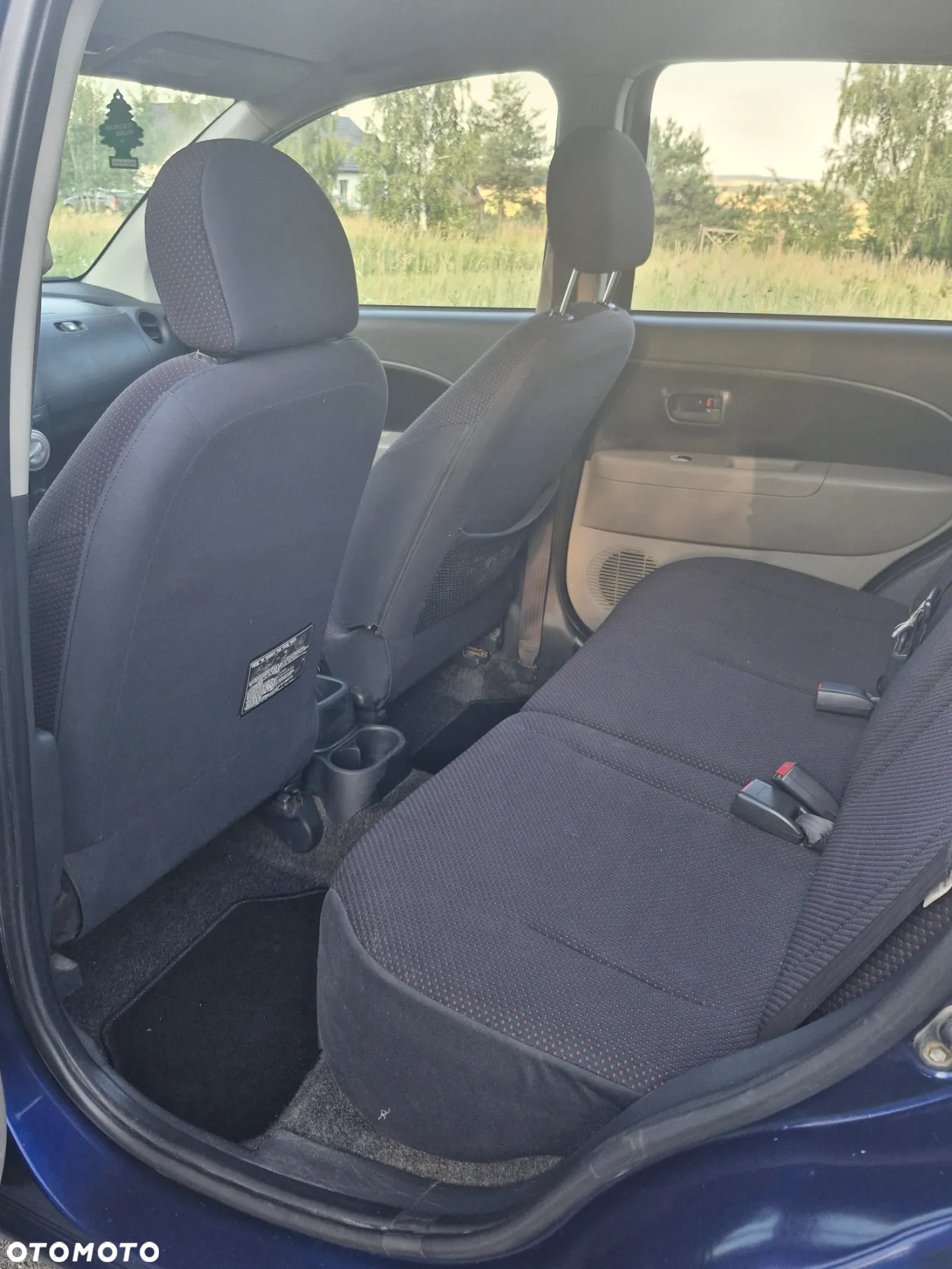 Daihatsu Sirion 1.0 - 10