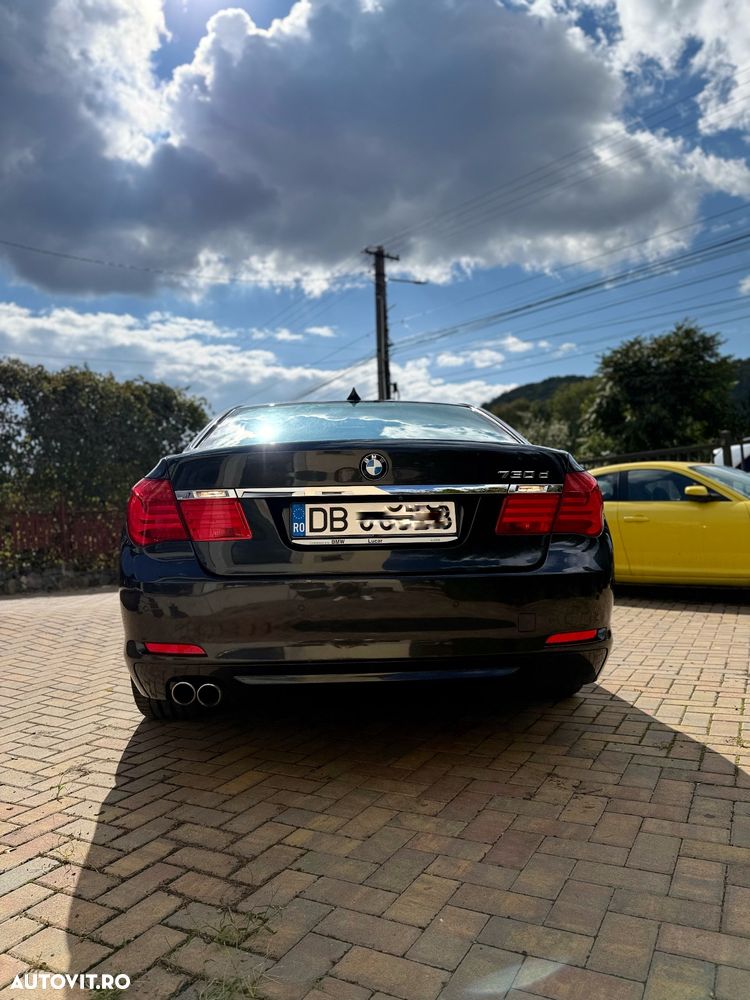 BMW Seria 7 730d - 23
