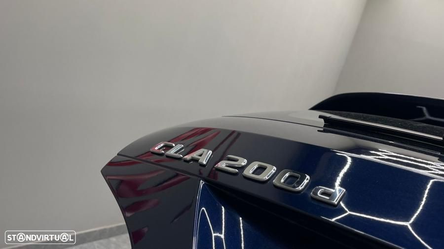 Mercedes-Benz CLA 200 Shooting Brake d 7G-DCT UrbanStyle Edition - 40