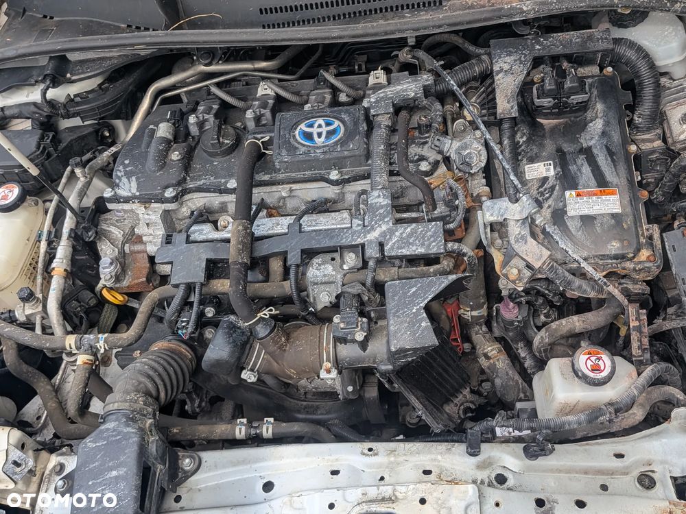 Toyota Corolla 1.8 Hybrid Comfort - 12