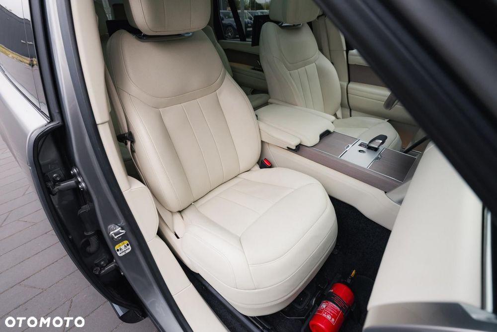 Land Rover Range Rover 3.0 D350 mHEV LWB Autobiography 7os - 15