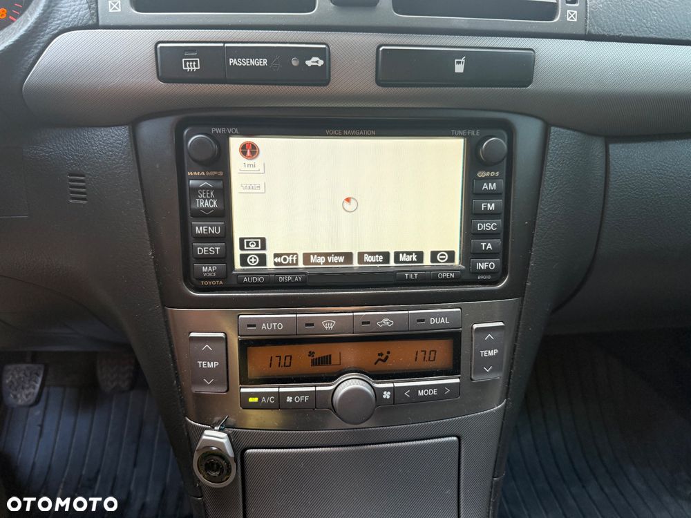 Toyota Avensis 2.0 VVT-i Sol plus - 11