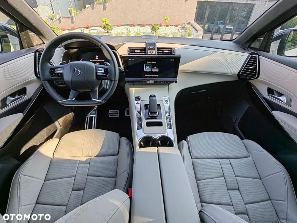 DS Automobiles DS 7 Crossback - 11