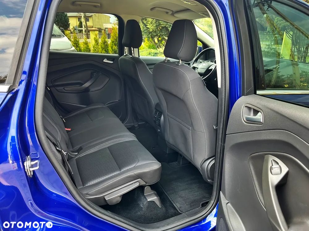 Ford Kuga 1.5 EcoBoost 2x4 Cool & Connect - 32