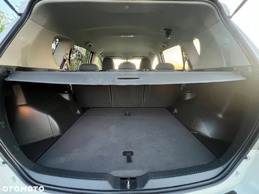 Toyota Verso 2.0 D-4D Premium - 12