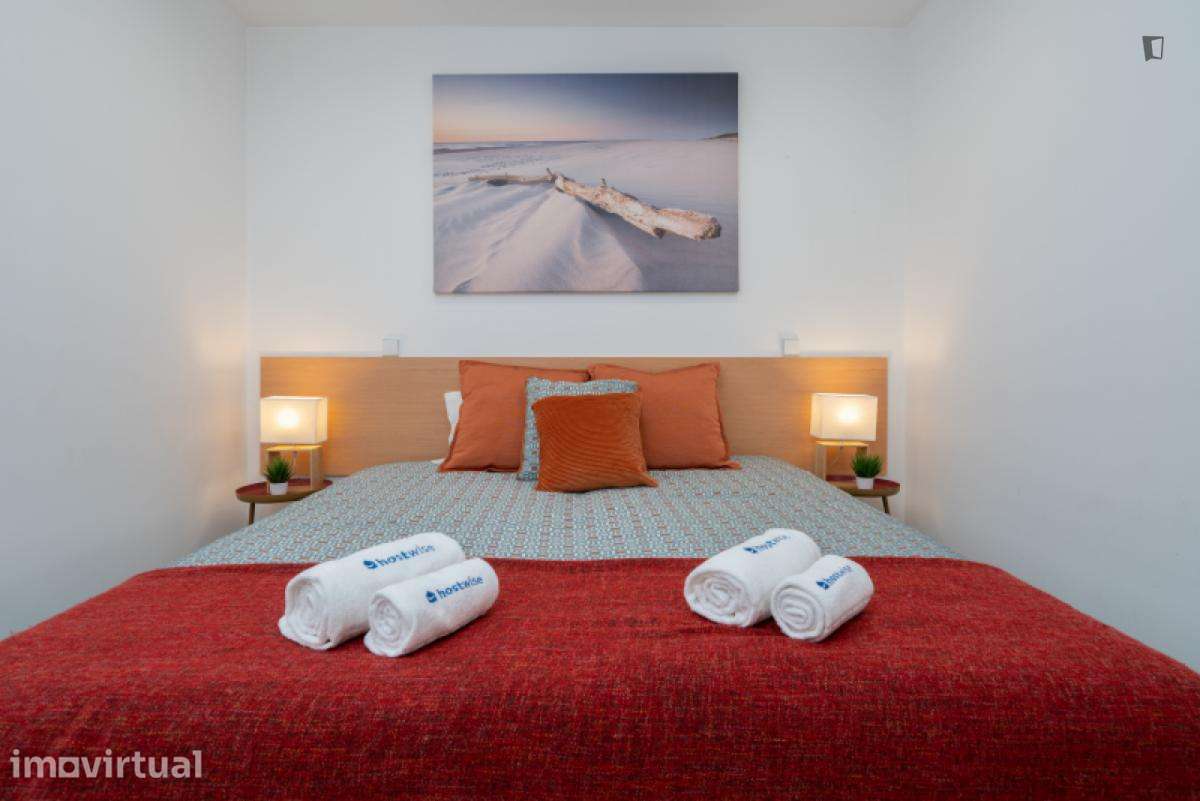 Apartamento com 1 quartos - localizado em Santo Ildefonso Porto - Grande imagem: 3/57