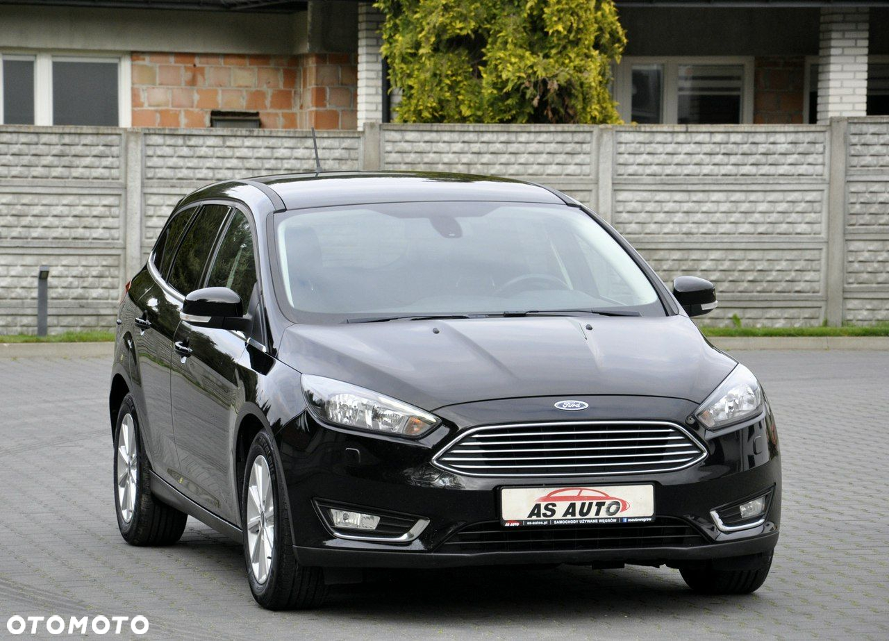 Ford Focus Turnier 1.5 EcoBoost Start-Stopp-System TITANIUM - 2