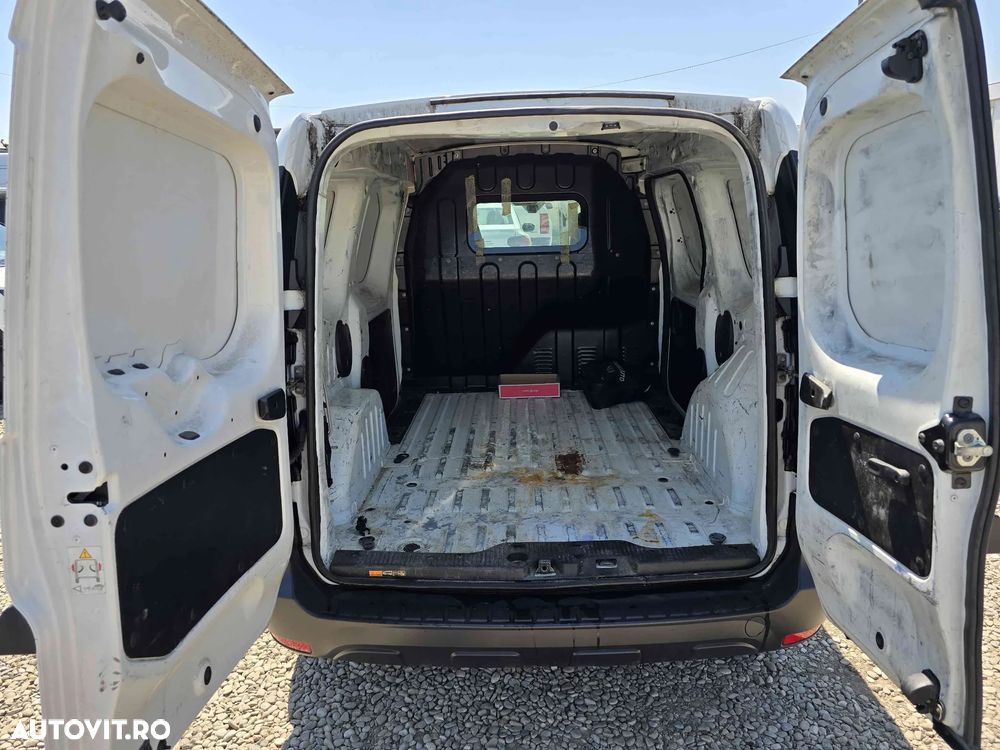 Renault Express - 8
