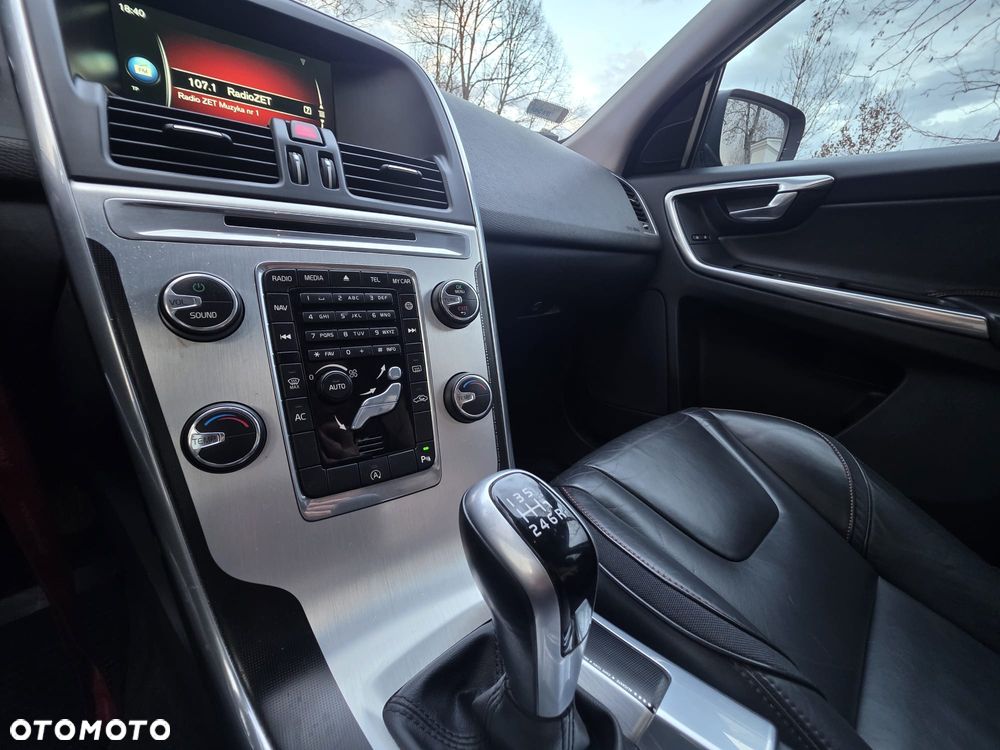 Volvo XC 60 D3 Drive-E Ocean Race - 15