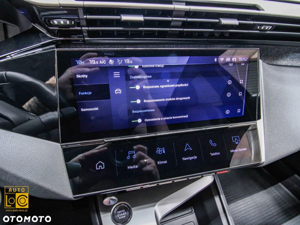 Peugeot 408 1.2 PureTech Allure Pack S&S EAT8 - 26