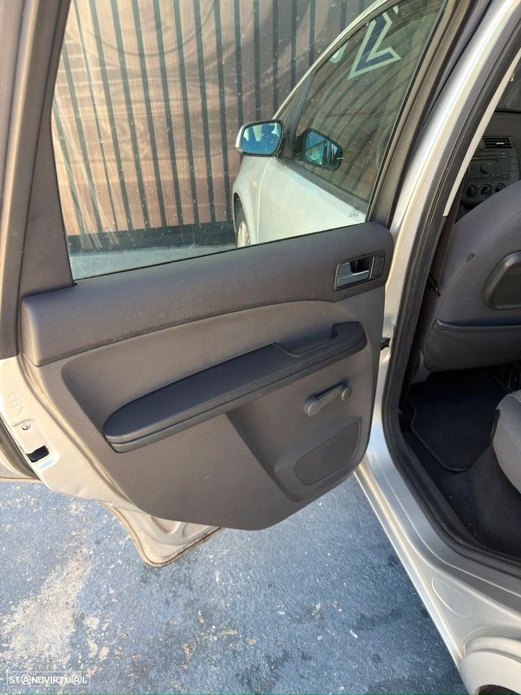 Ford Focus C-Max 1.6 TDCi Trend - 12