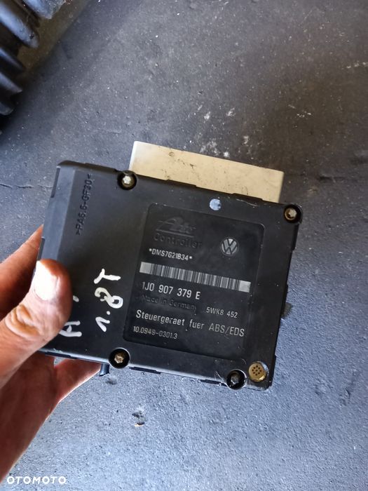 Pompa abs audi a3 8l vw golf 4 1.8t