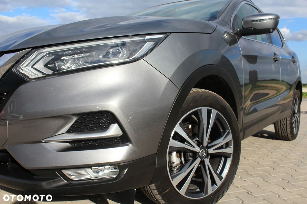 Nissan Qashqai 1.2 DIG-T N-Vision - 39