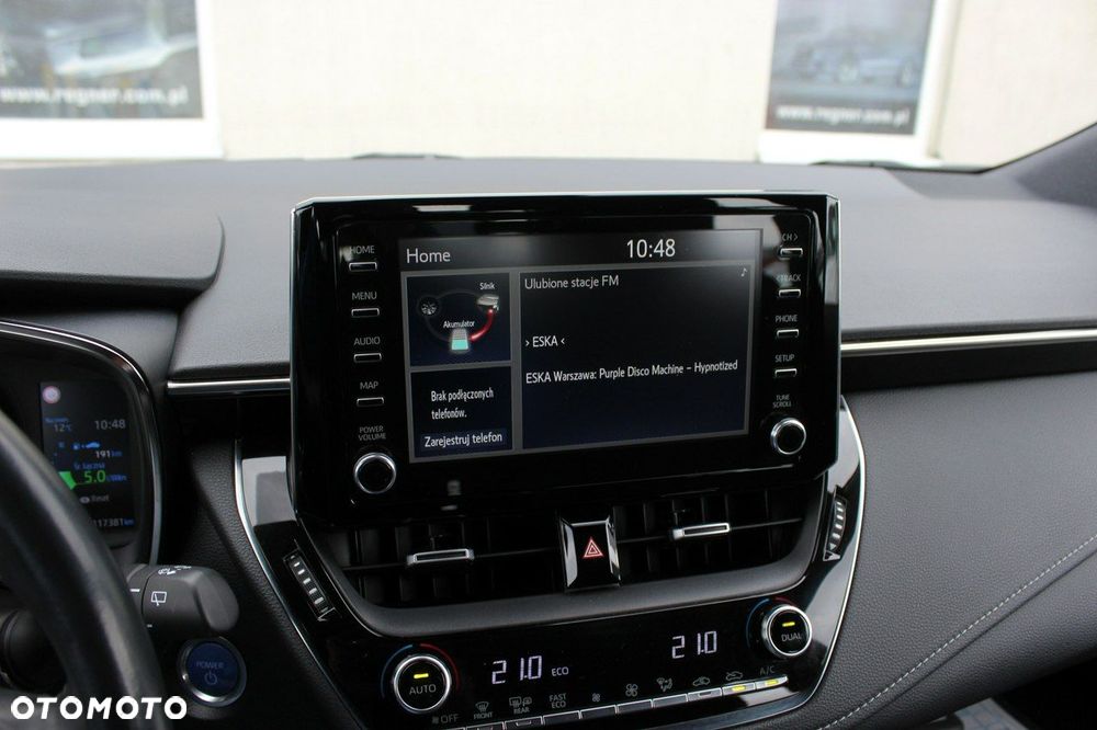 Toyota Corolla 1.8 Hybrid Comfort - 21