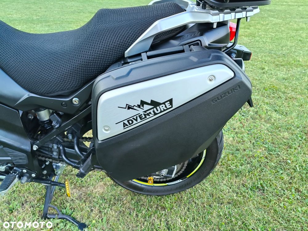 Suzuki V-STROM - 13