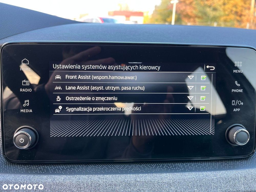 Skoda Scala 1.5 TSI Selection DSG - 31