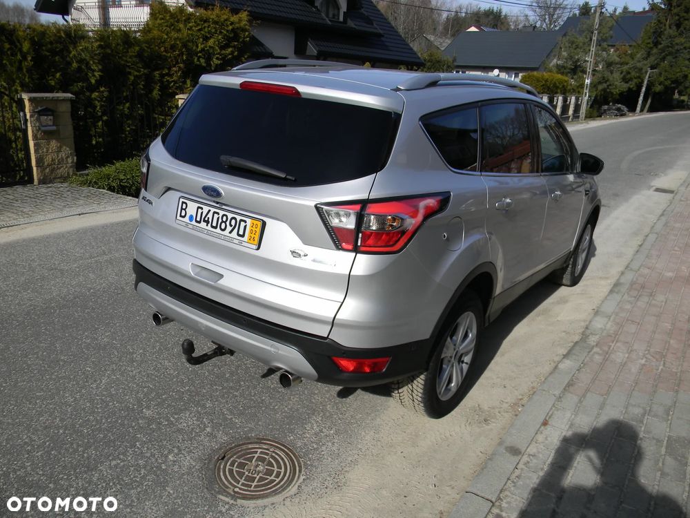 Ford Kuga 1.5 EcoBoost 2x4 Business Edition - 6