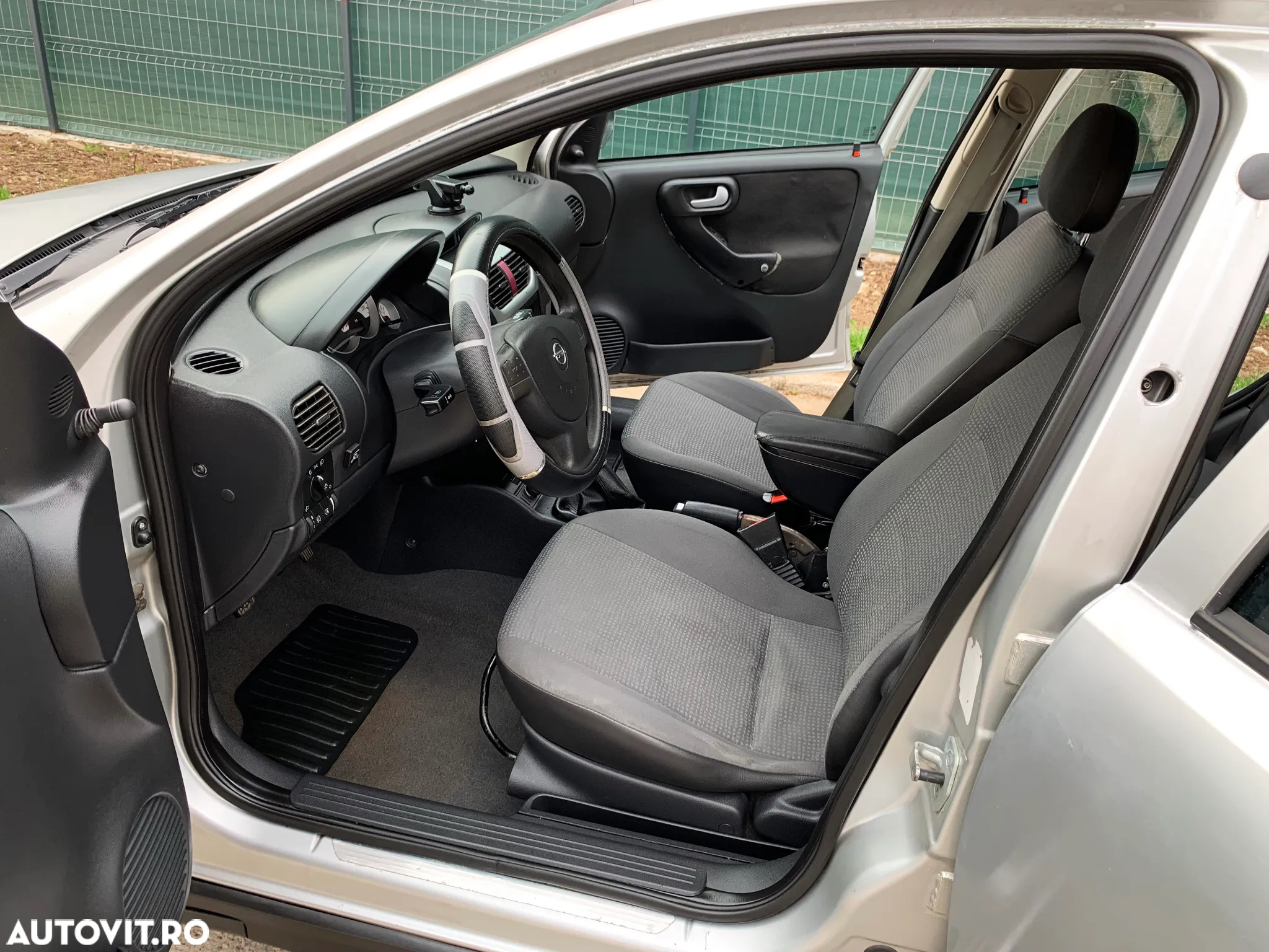 Opel Corsa - 16