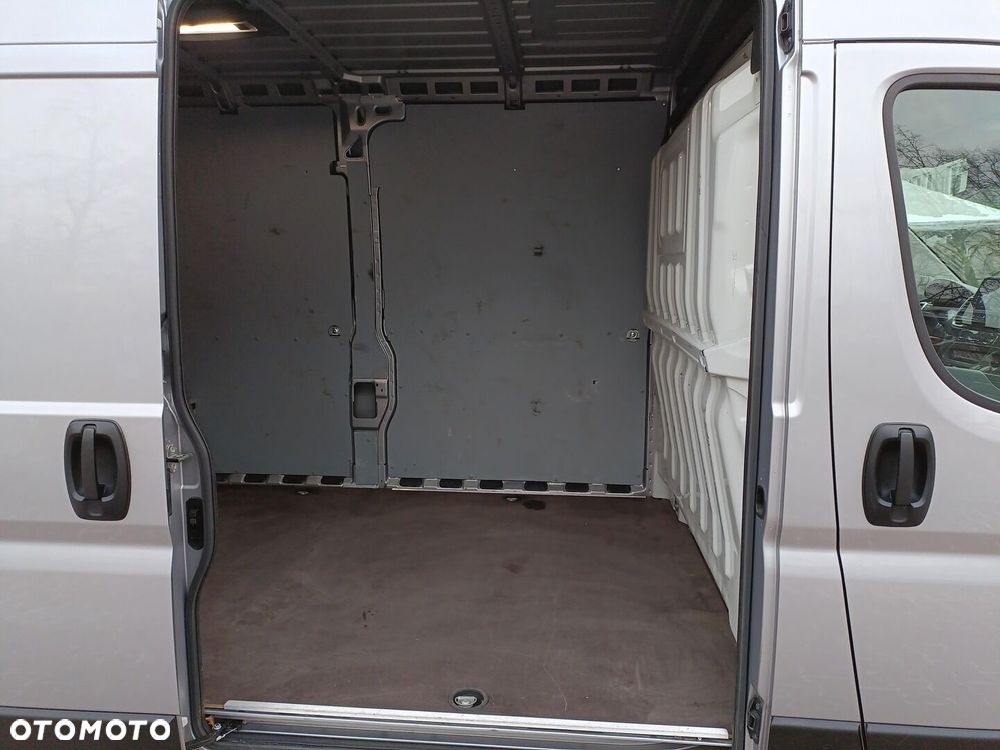 Toyota PROACE MAX - 12