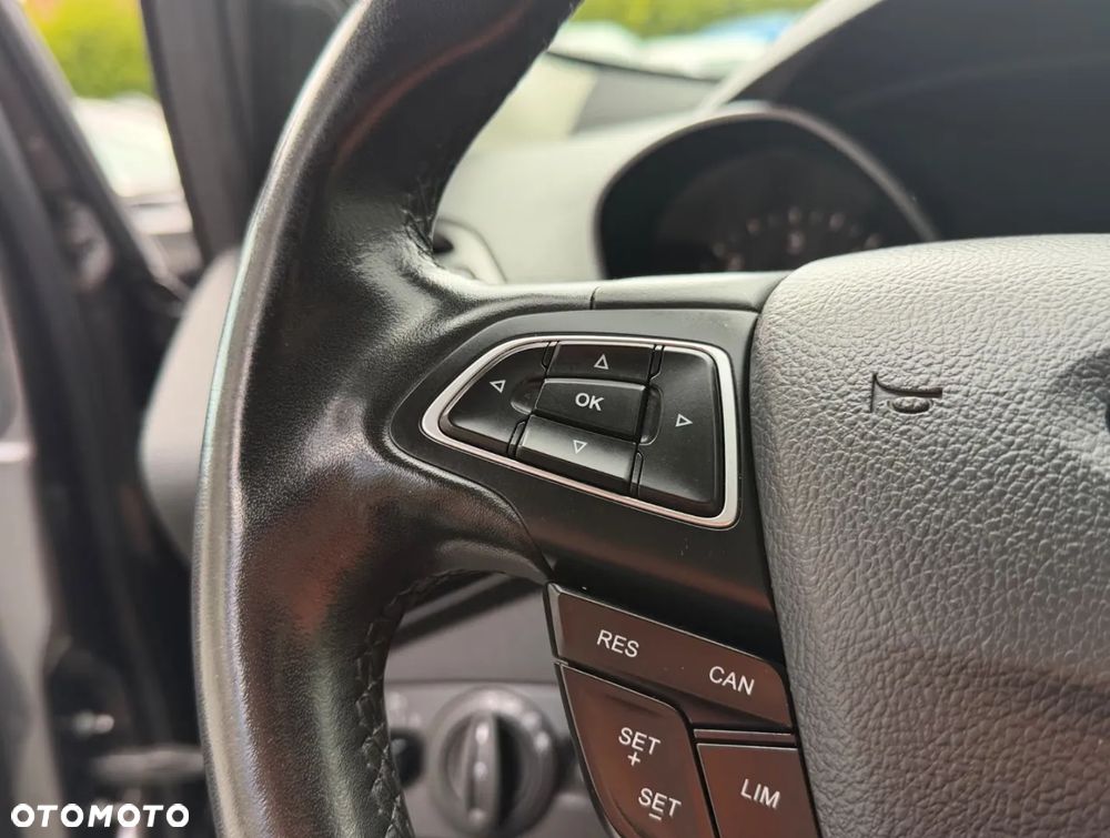 Ford Kuga 2.0 TDCi 4x2 Titanium - 7