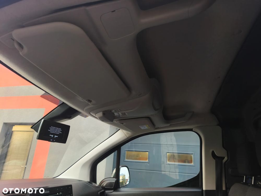 Peugeot PARTNER - 17