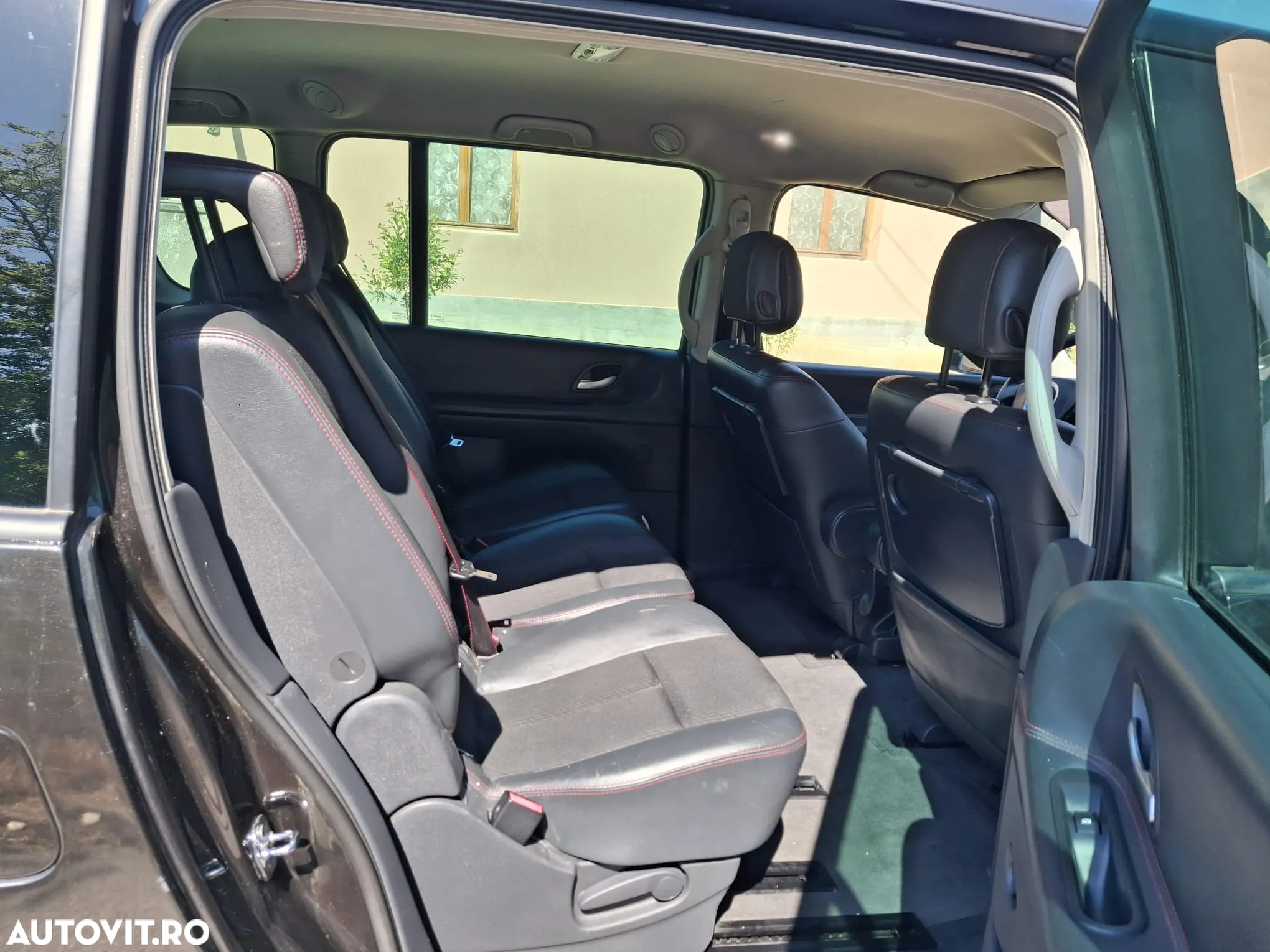 Renault Espace 2.0 dCi FAP Initiale - 8