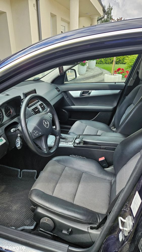 Mercedes-Benz Klasa C 320 CDI Avantgarde 4-Matic - 12