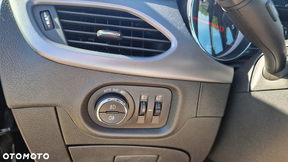 Opel Astra 1.6 CDTI Enjoy S&S - 20