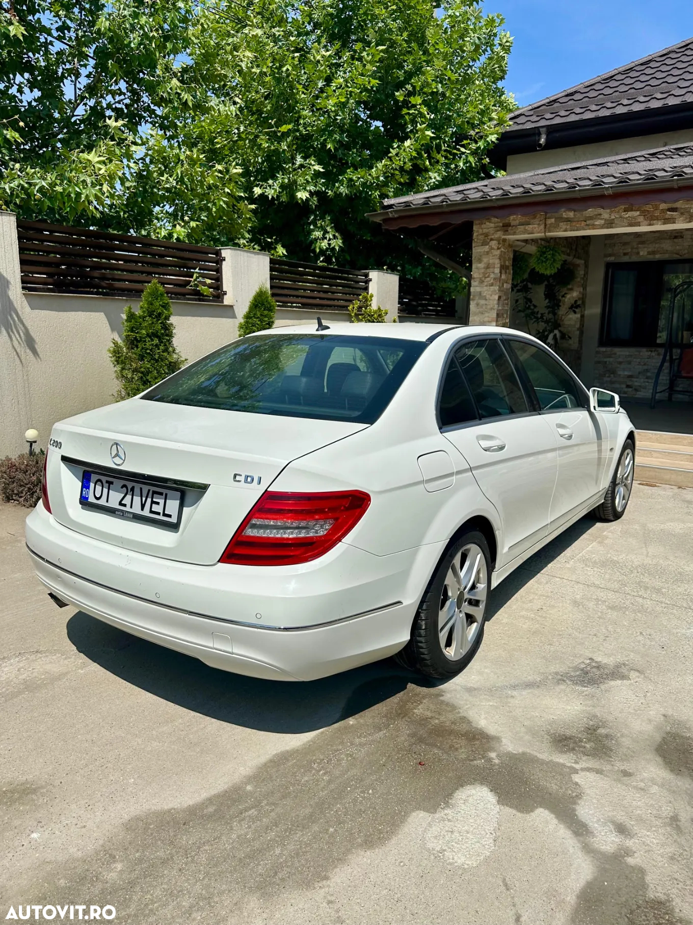 Mercedes-Benz C 200 T CDI DPF (BlueEFFICIENCY) 7G-TRONIC Avantgarde - 9