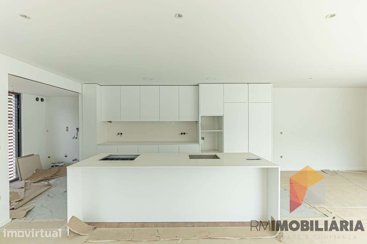 Apartamento T2 NOVO São Cosme - Grande imagem: 2/35