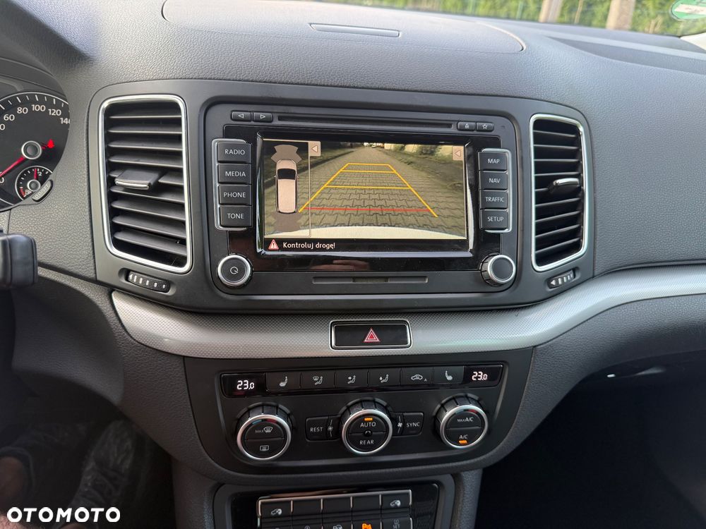 Volkswagen Sharan 2.0 TDI BlueMotion Technology Life - 16