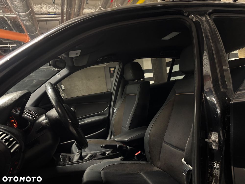BMW Seria 1 116d Sport Line - 7