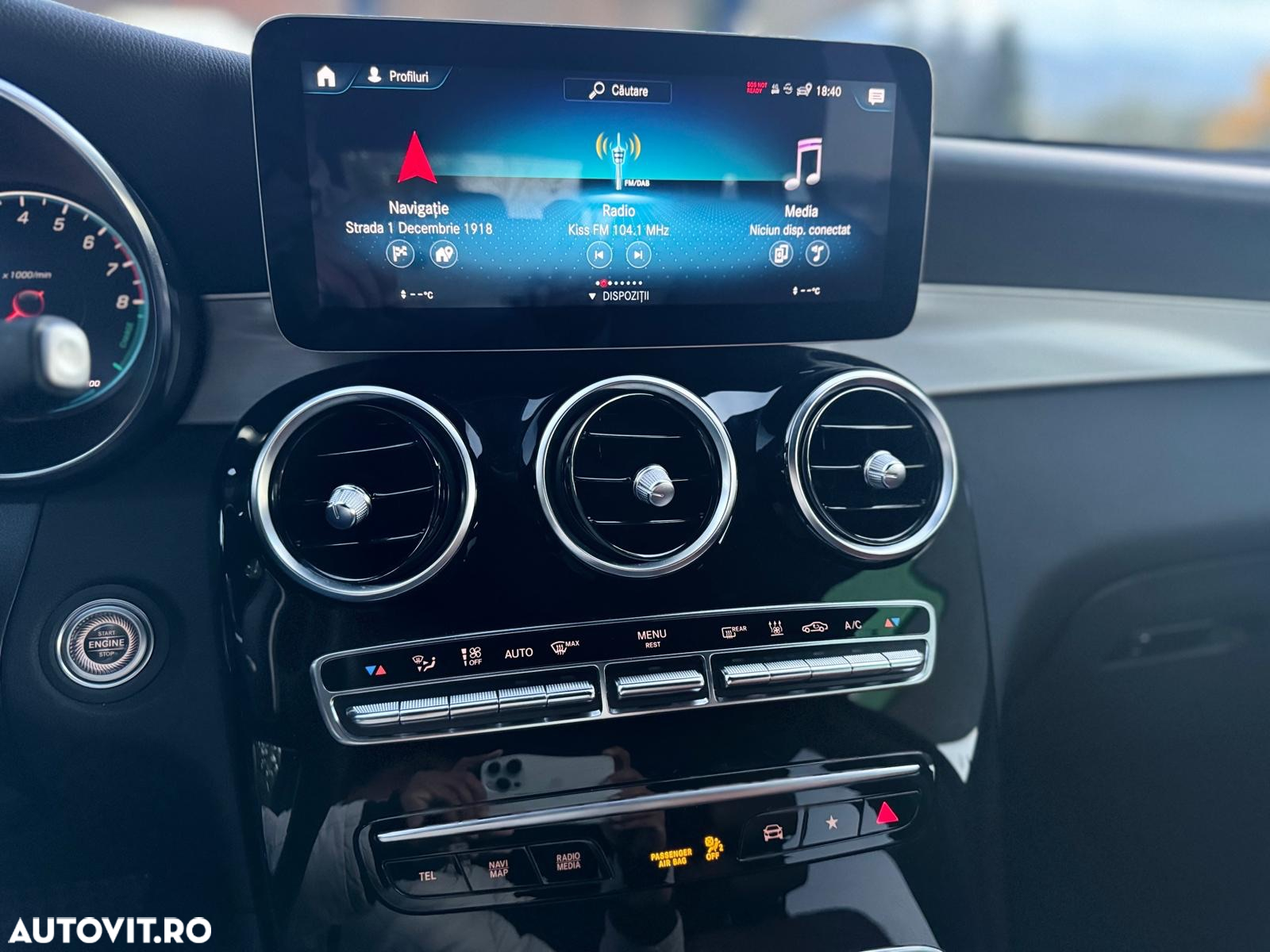 Mercedes-Benz GLC 300 e 4Matic 9G-TRONIC AMG Line - 7