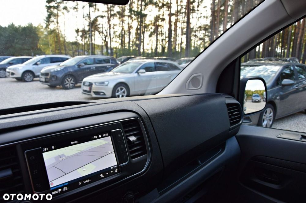 Opel Vivaro Long 2,8t Flex (bryg.) - 38