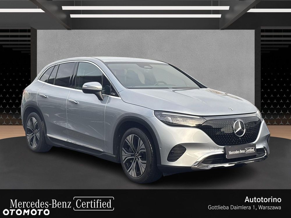 Mercedes-Benz EQE - 7