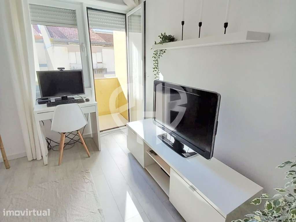 T2 Remodelado e Mobilado | Pronto a Habitar | Amora - Grande imagem: 5/18