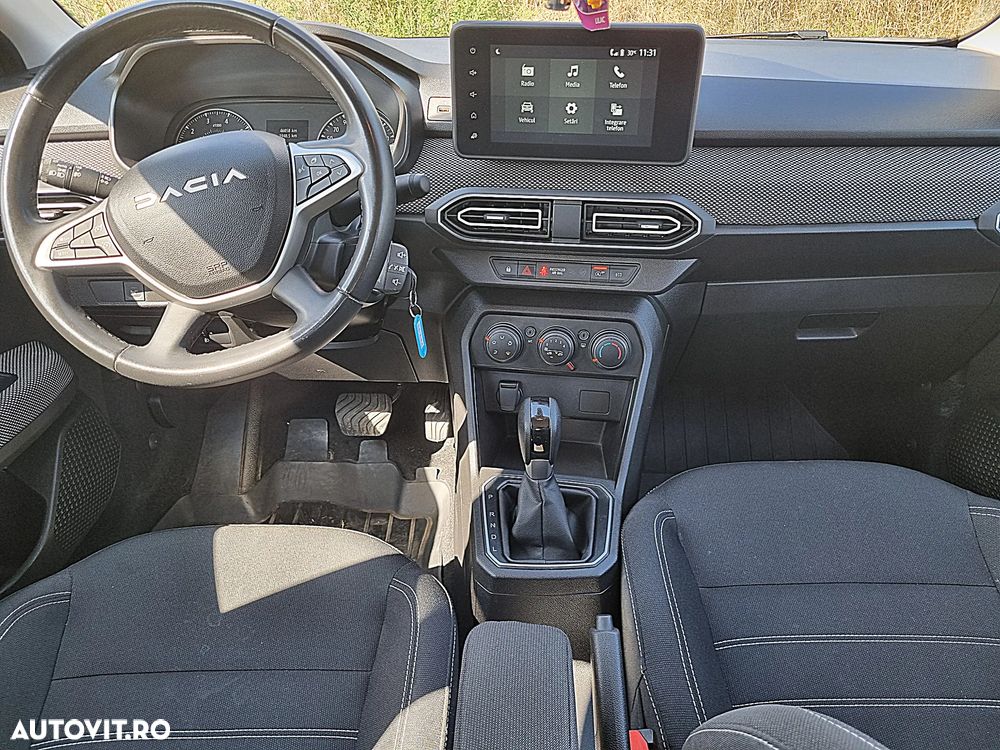 Dacia Logan TCe 90 CVT Expression - 8