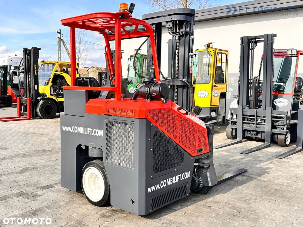 Combilift C3000CB / LPG / TRIPLEX / 5500MM / WOLNY SKOK / PRZESÓW + POZYCJONER WIDEŁ / JAK NOWY - 17