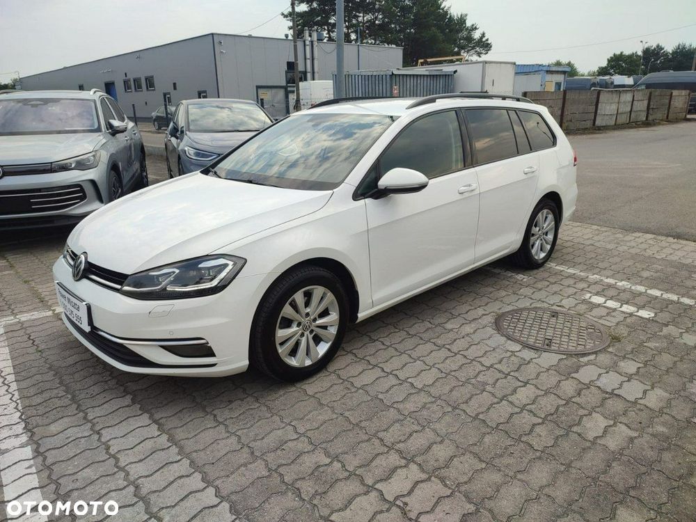 Volkswagen Golf Variant 1.6 TDI SCR DSG Comfortline - 29