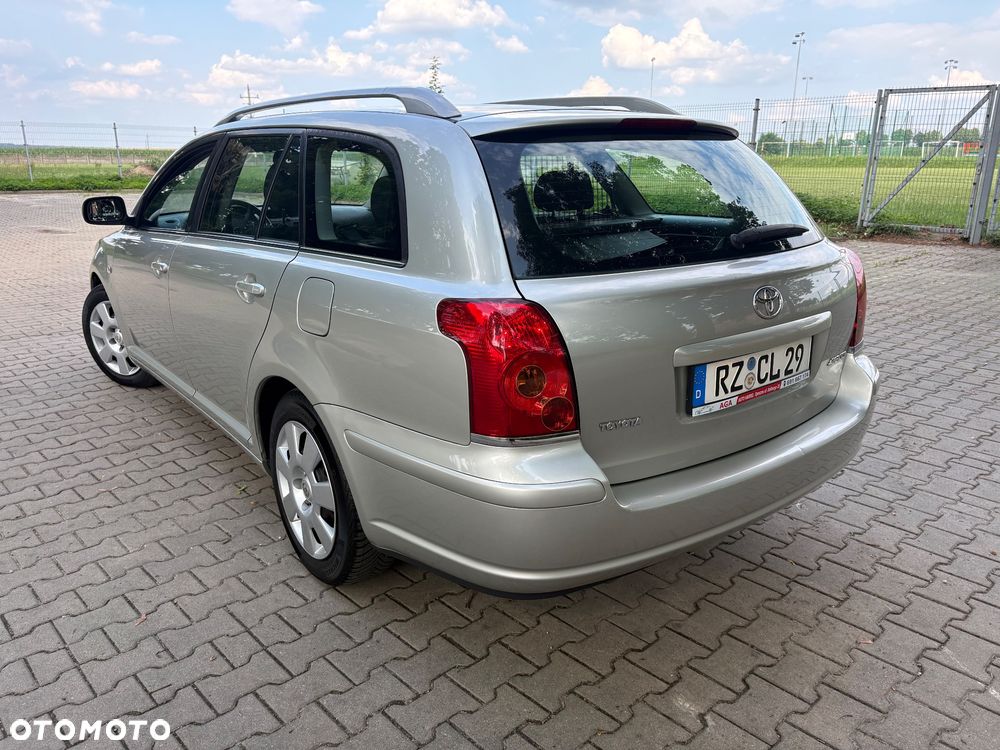 Toyota Avensis 1.8 VVT-i Edition - 13