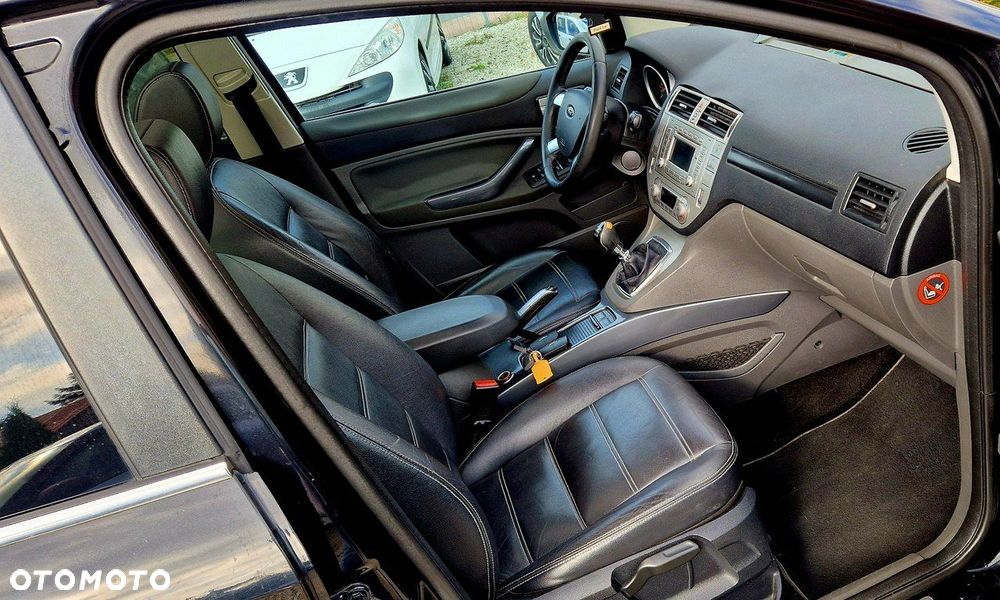 Ford Kuga 2.0 TDCi Titanium - 32