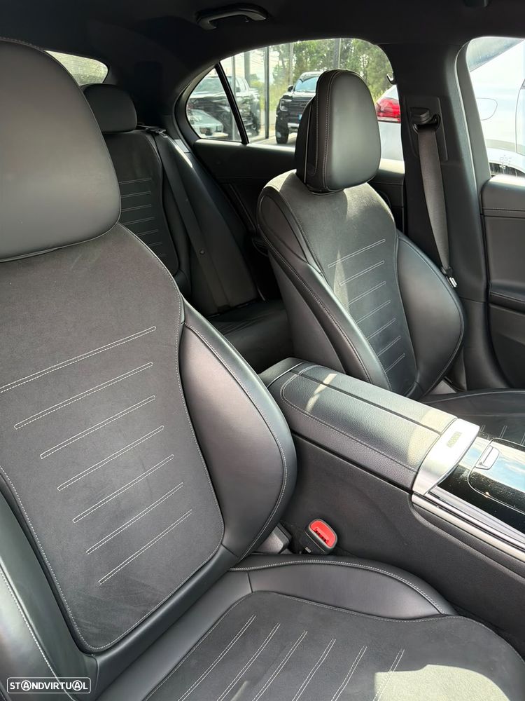 Mercedes-Benz C 300 d AMG Line - 35