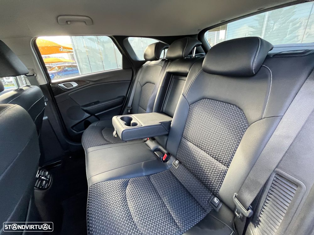 Kia Ceed SW 1.6 GDi PHEV Drive 6DCT - 41