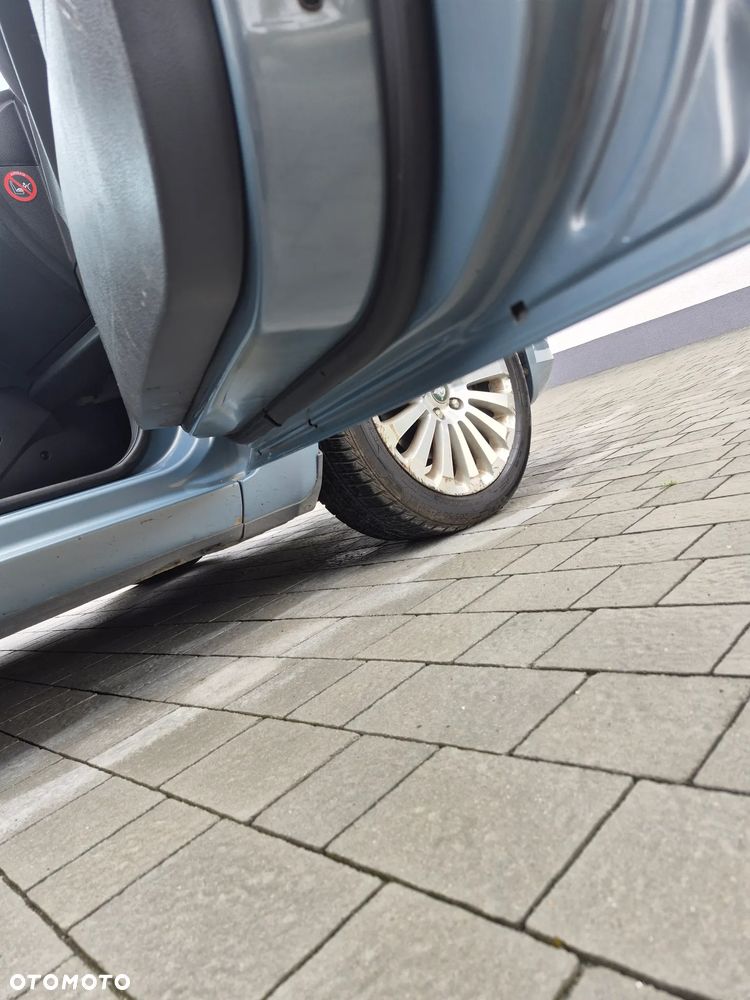 Ford Focus C-Max 1.8 Platinium X - 16
